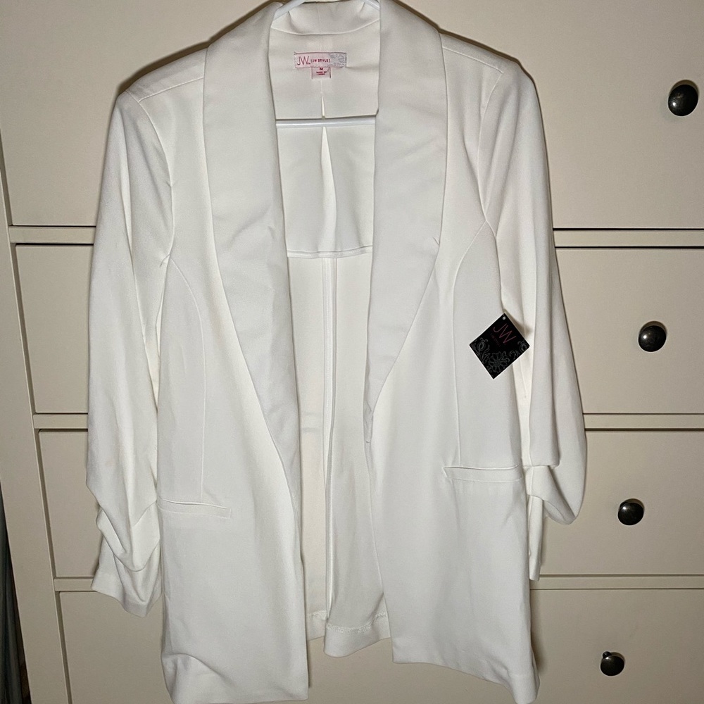 White dress jacket sz M